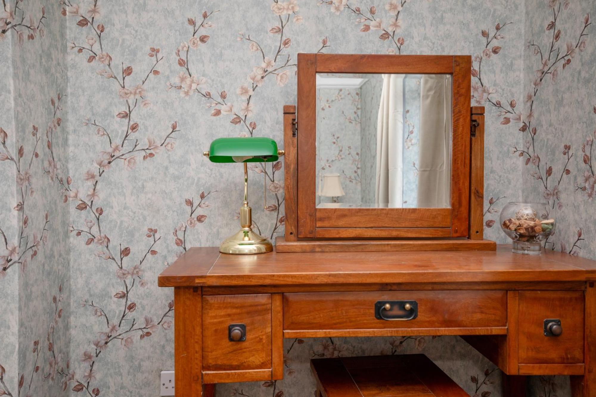 Characterful Terrace Retreat In County Durham - Sleeps 6 Lejlighed Stanley  Eksteriør billede